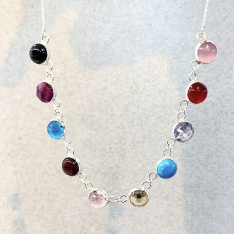 925 Ayar gümüş doğal taşlı yaşam çiçekli sayı sekanslı kolye