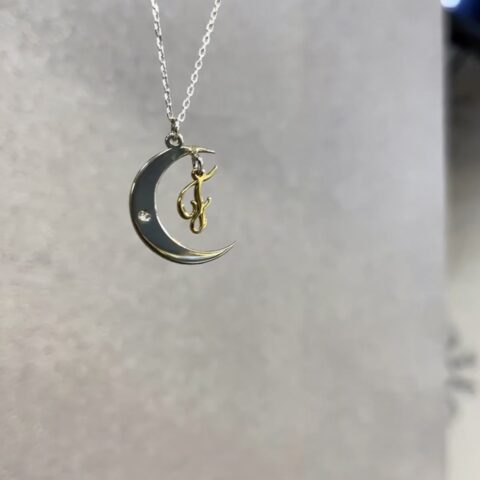925 Ayar gümüş kişiye özel gold kaplama harf  hilal kolye